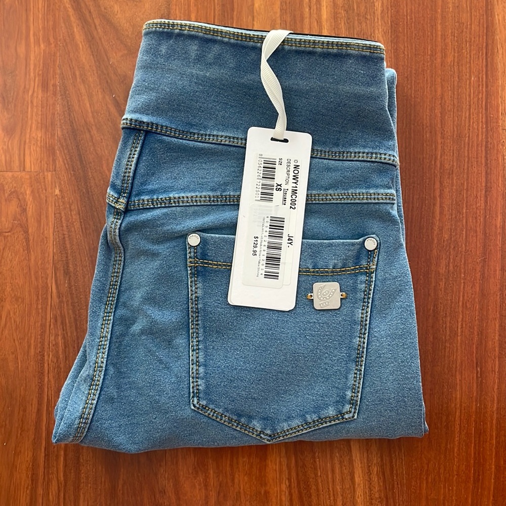 Freddy NOW Yoga Pants Brand New with tags XS